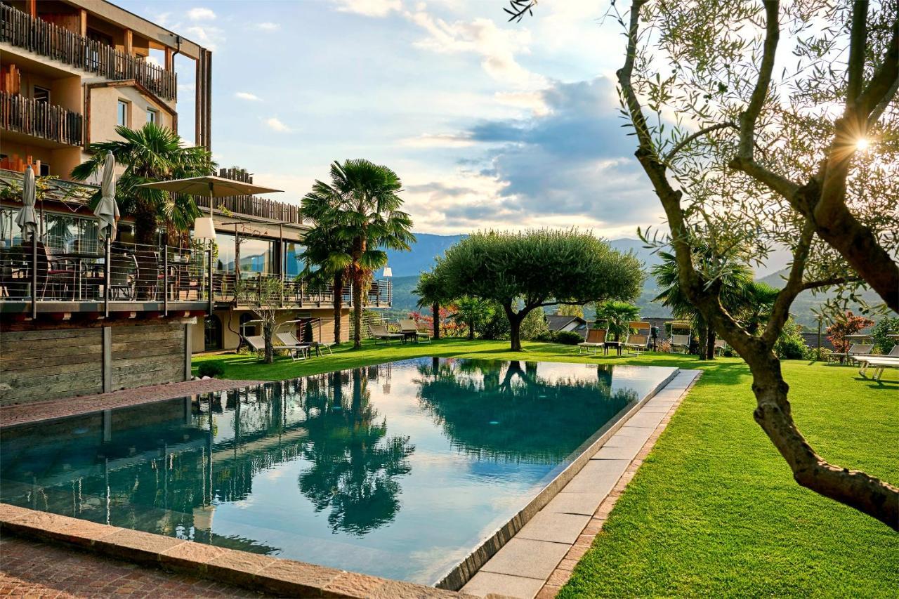 Das Panorama Designhotel Caldaro Extérieur photo