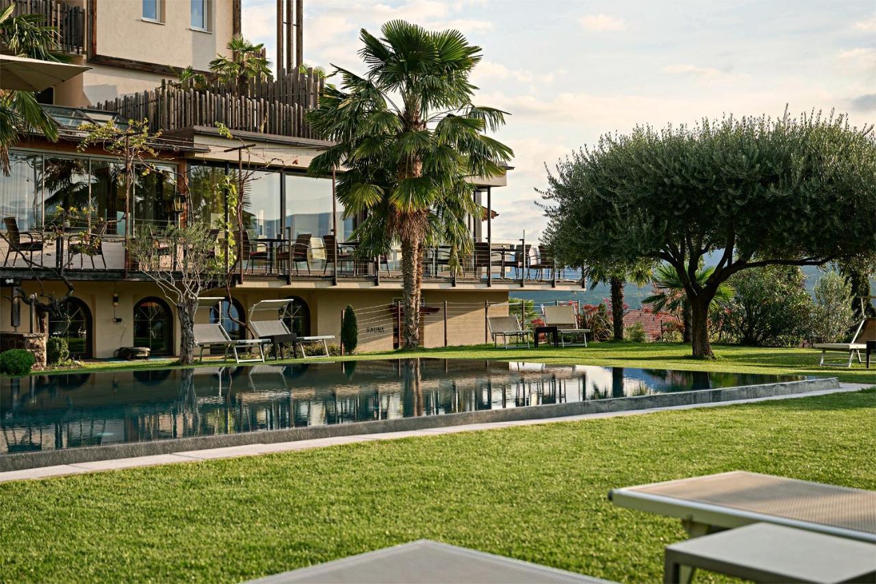 Das Panorama Designhotel Caldaro Extérieur photo