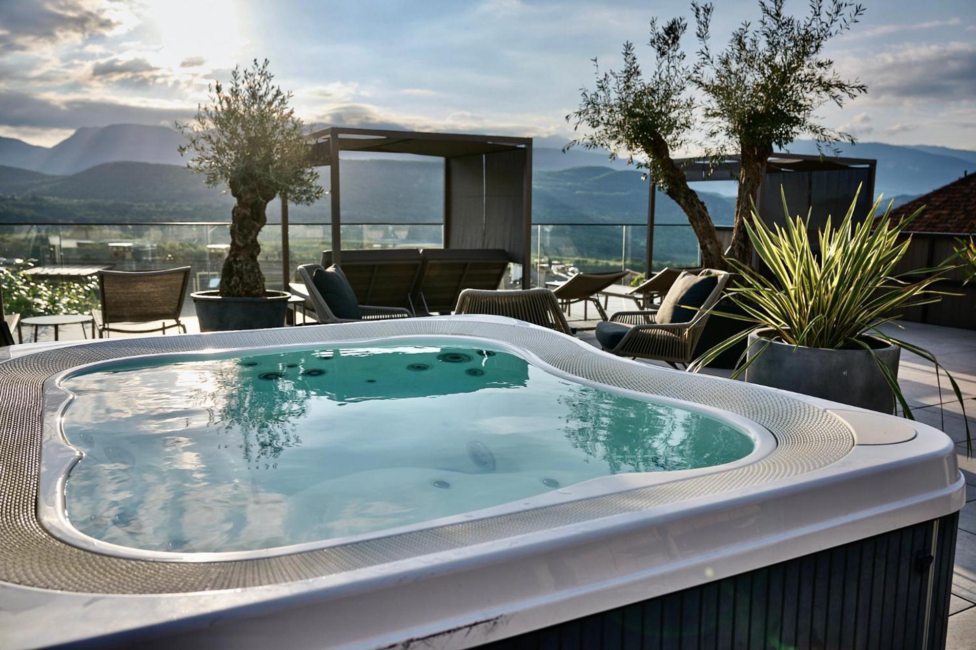 Das Panorama Designhotel Caldaro Extérieur photo